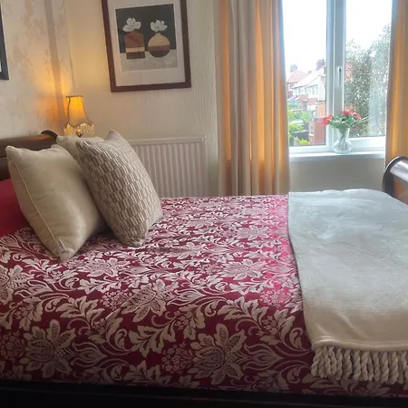 Park View & 4* Scarborough