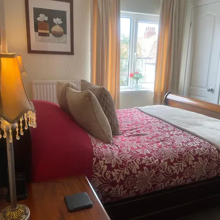 Park View Bed & Breakfast 4*