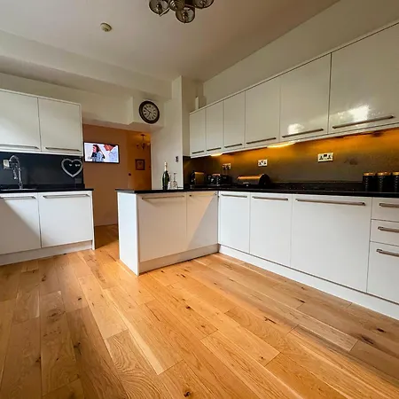 Park View & Scarborough