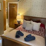 Park View & Bed & Breakfast 4*
