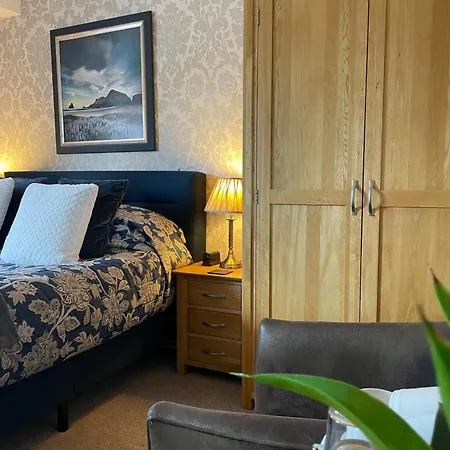 Nocleg ze śniadaniem Park View & 4*