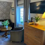 Park View & Bed & Breakfast