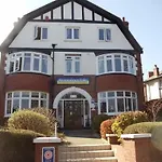 Bed & Breakfast Park View &
