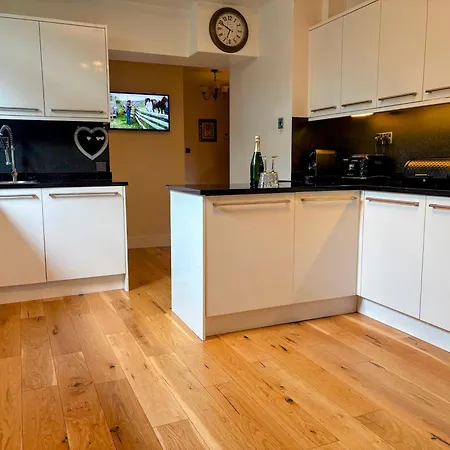 Park View & Scarborough