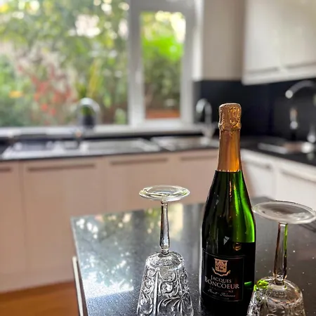 Park View & 4* Scarborough