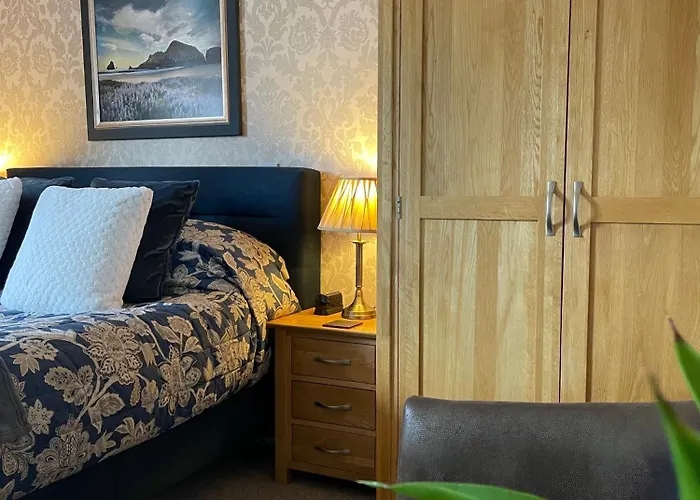 Couette-café Park View & 4*